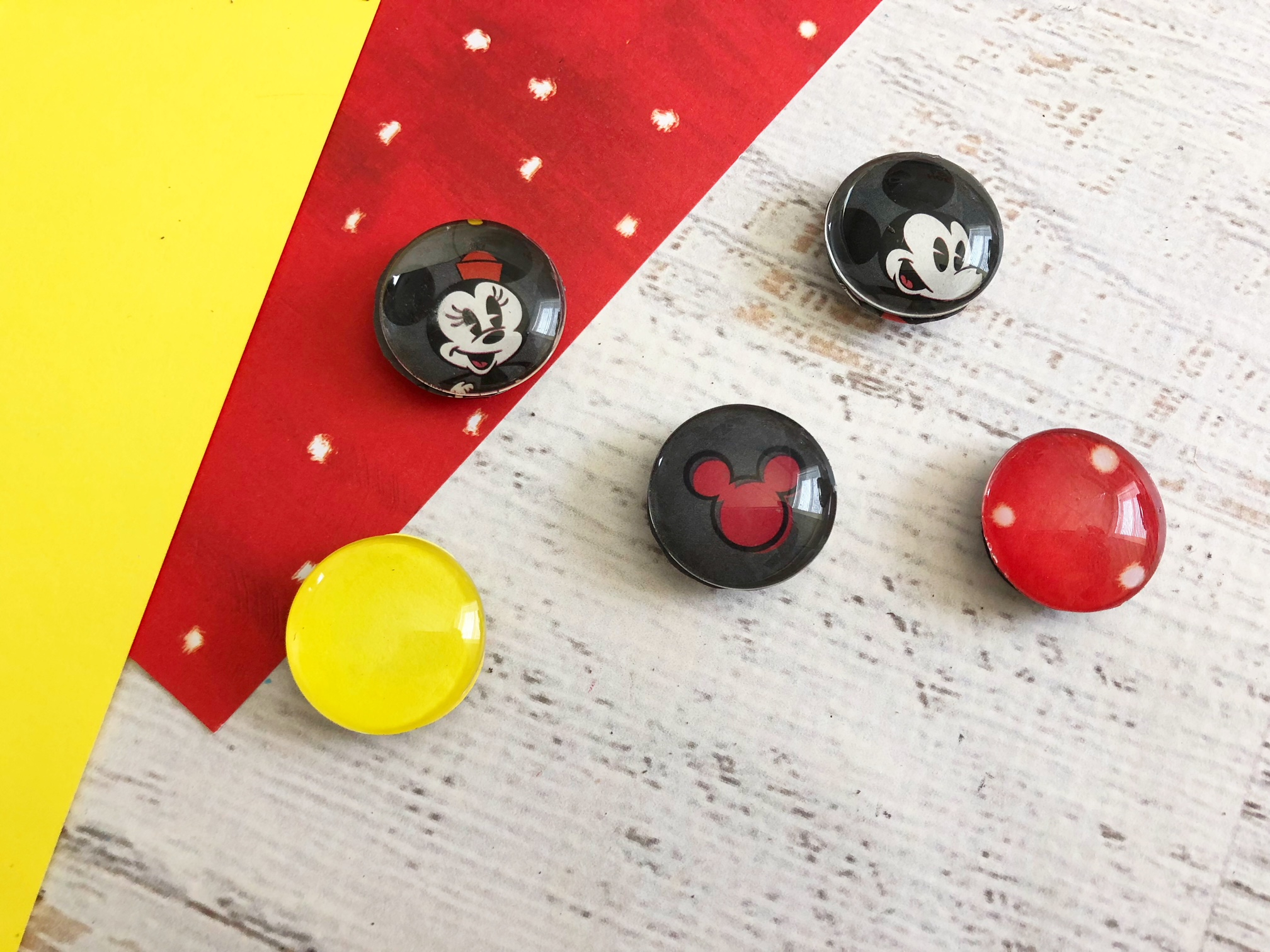 Mickey Fridge Magnets, Disney Fridge Magnets, Disney Crafts, Mickey Kids Crafts