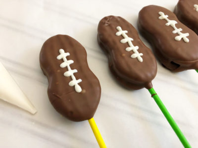 Football Pops, Tailgating Dessert, Tailgating Recipe, Dessert Recipe
