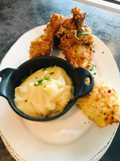 Best restaurant at Disney World, chef art smith Homecomin' Kitchen, Homecomin' Kitchen Disney Springs, Disney Springs, Disney Springs Restaurant Best restaurant at Disney World, chef art smith Homecomin' Kitchen, Homecomin' Kitchen Disney Springs, Disney Springs, Disney Springs Restaurant