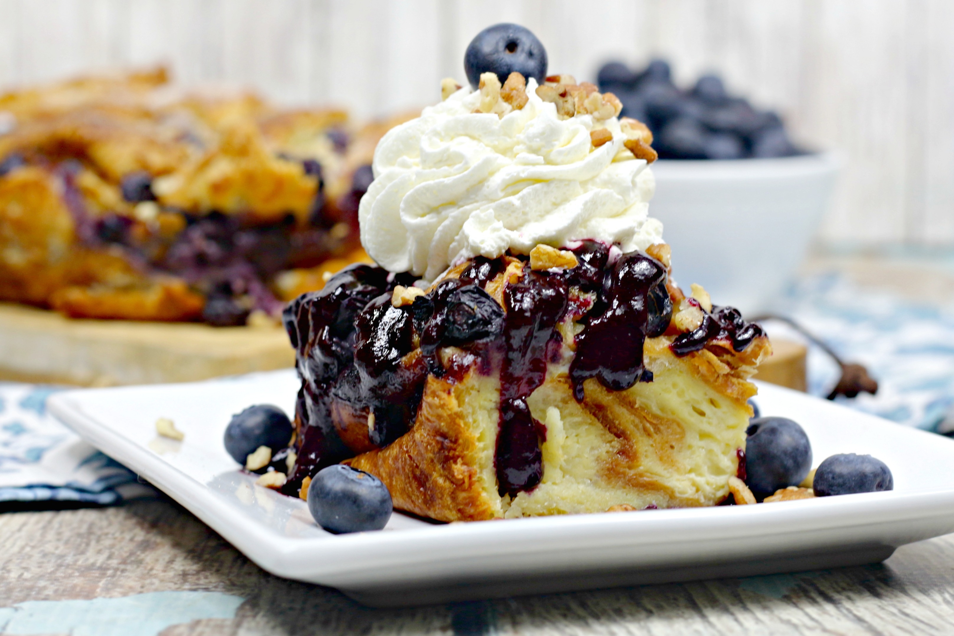 Bread Pudding Recipe, Blueberry Bread Pudding, Summer bread pudding, easy bread pudding recipe, brunch, make-ahead brunch