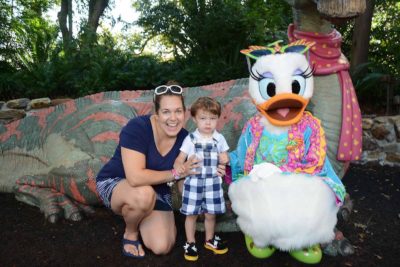 Disney World Characters, Introducing Your Toddler to Disney Characters, Disney Character Spots, Disney Character Meet and Greets, Disney World With Toddler Tips Disney World Characters, Introducing Your Toddler to Disney Characters, Disney Character Spots, Disney Character Meet and Greets, Disney World With Toddler Tips