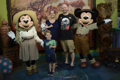 Disney World Characters, Introducing Your Toddler to Disney Characters, Disney Character Spots, Disney Character Meet and Greets, Disney World With Toddler Tips Disney World Characters, Introducing Your Toddler to Disney Characters, Disney Character Spots, Disney Character Meet and Greets, Disney World With Toddler Tips