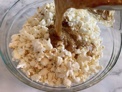 Baked Caramel Corn, Easy Baked Caramel Corn, Caramel Corn Without Corn Syrup, Homemade Caramel Corn Recipe