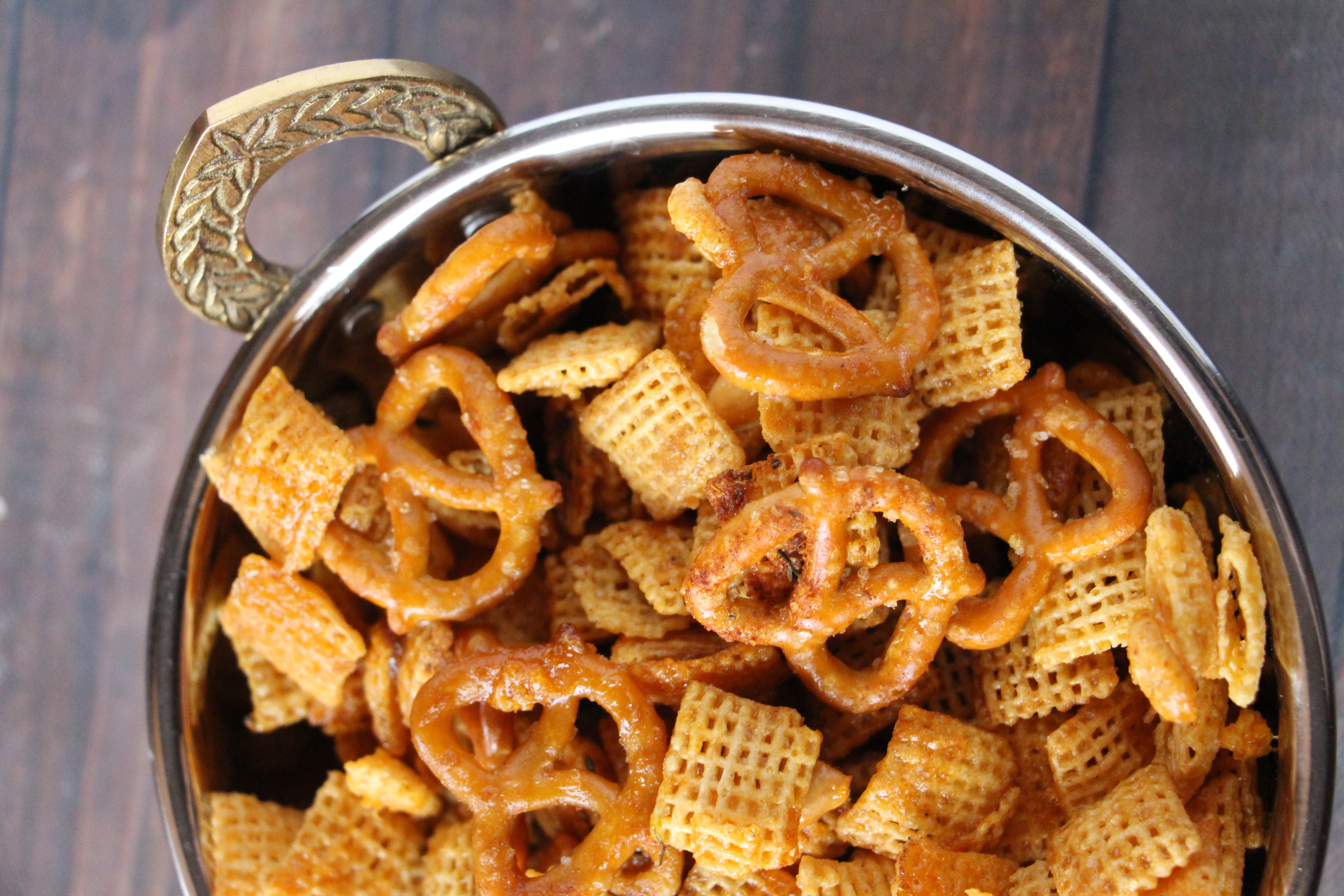 Crockpot Buffalo Chex Mix Recipe, Buffalo Chex Mix in the slow cooker, Buffalo Chex Mix, Snack Mix Recipe
