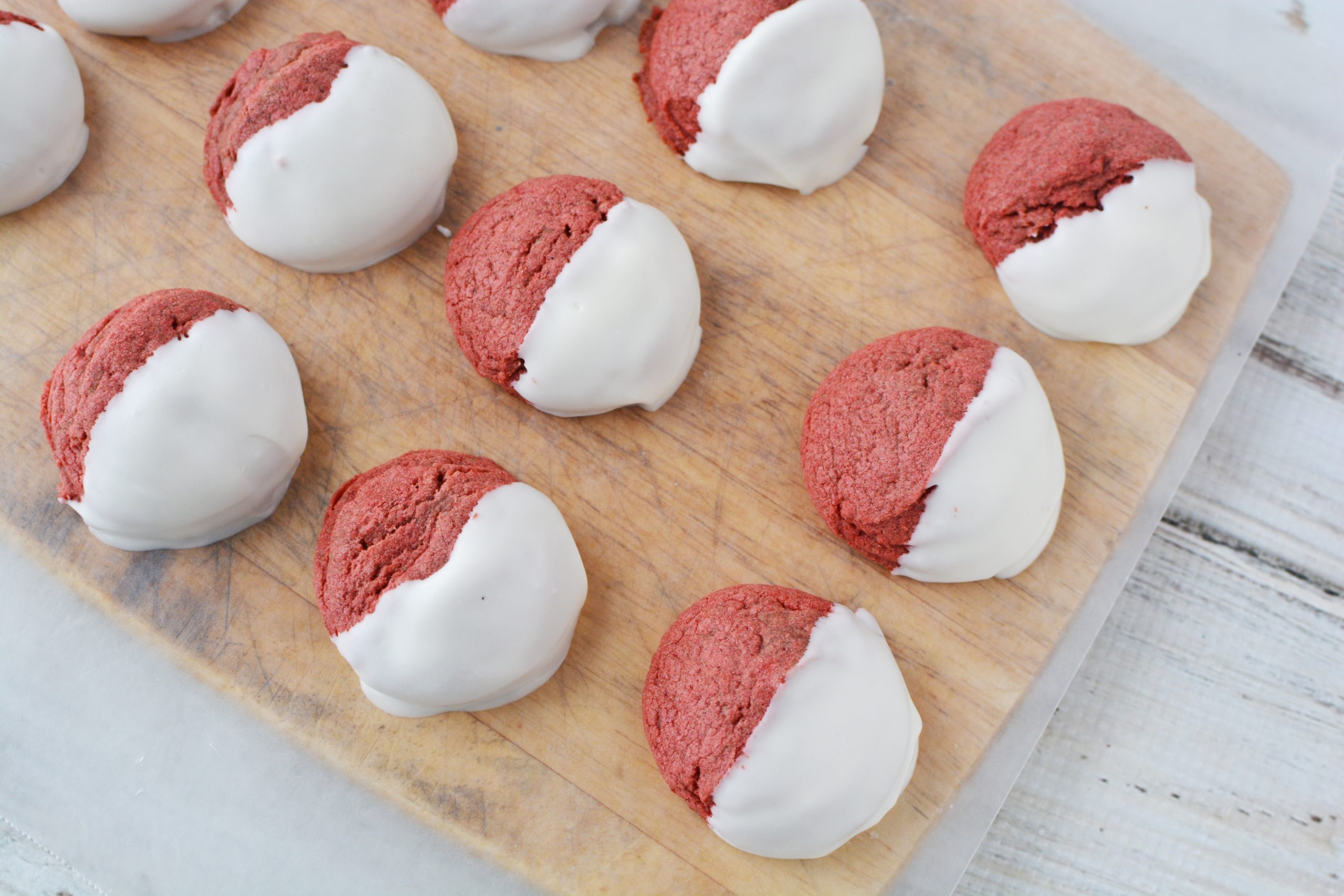 Red Velvet Cake Mix Cookies, Easy Red Velvet Cookies, Dipped Red Velvet Cookies, Cookies Made From Cake Mix