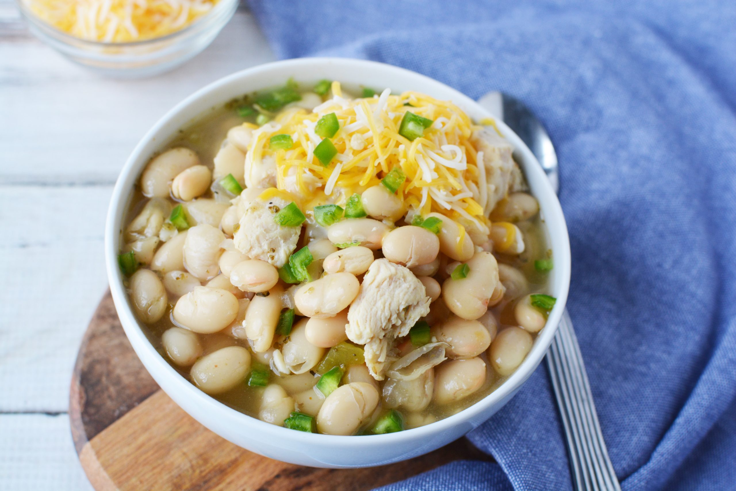 Easy White Chicken Chili, Chicken Chili, Game Day Recipe, Super Bowl Recipe, Winter Dinner Recipe