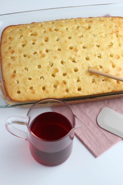 Poke cake, Spring Poke Cake, Easy Poke Cake, Baking Recipe Poke cake, Spring Poke Cake, Easy Poke Cake, Baking Recipe