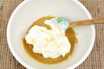 Whiskey and whipped filling Whiskey and whipped filling