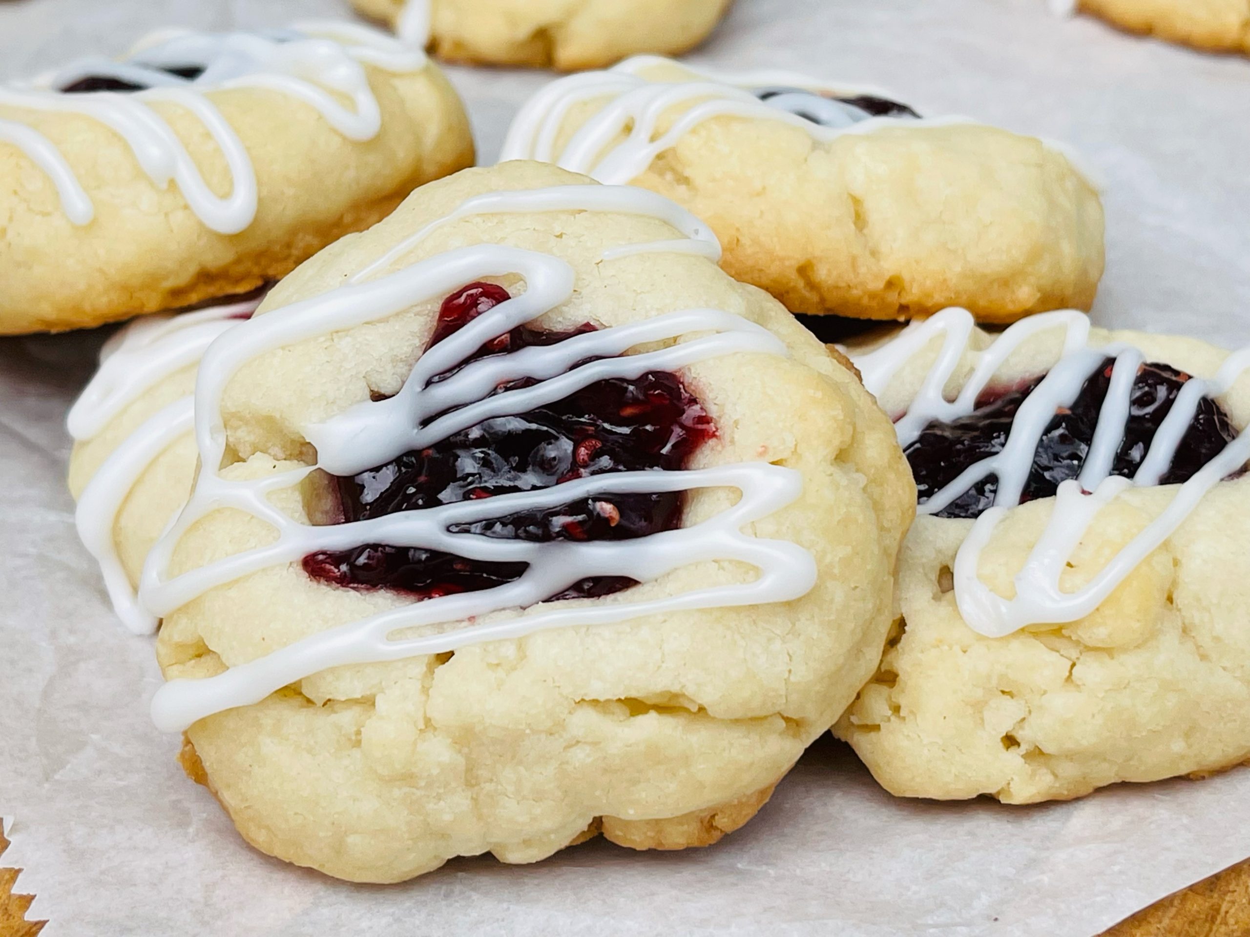 Easy Raspberry Shortbread Thumbprint Cookies