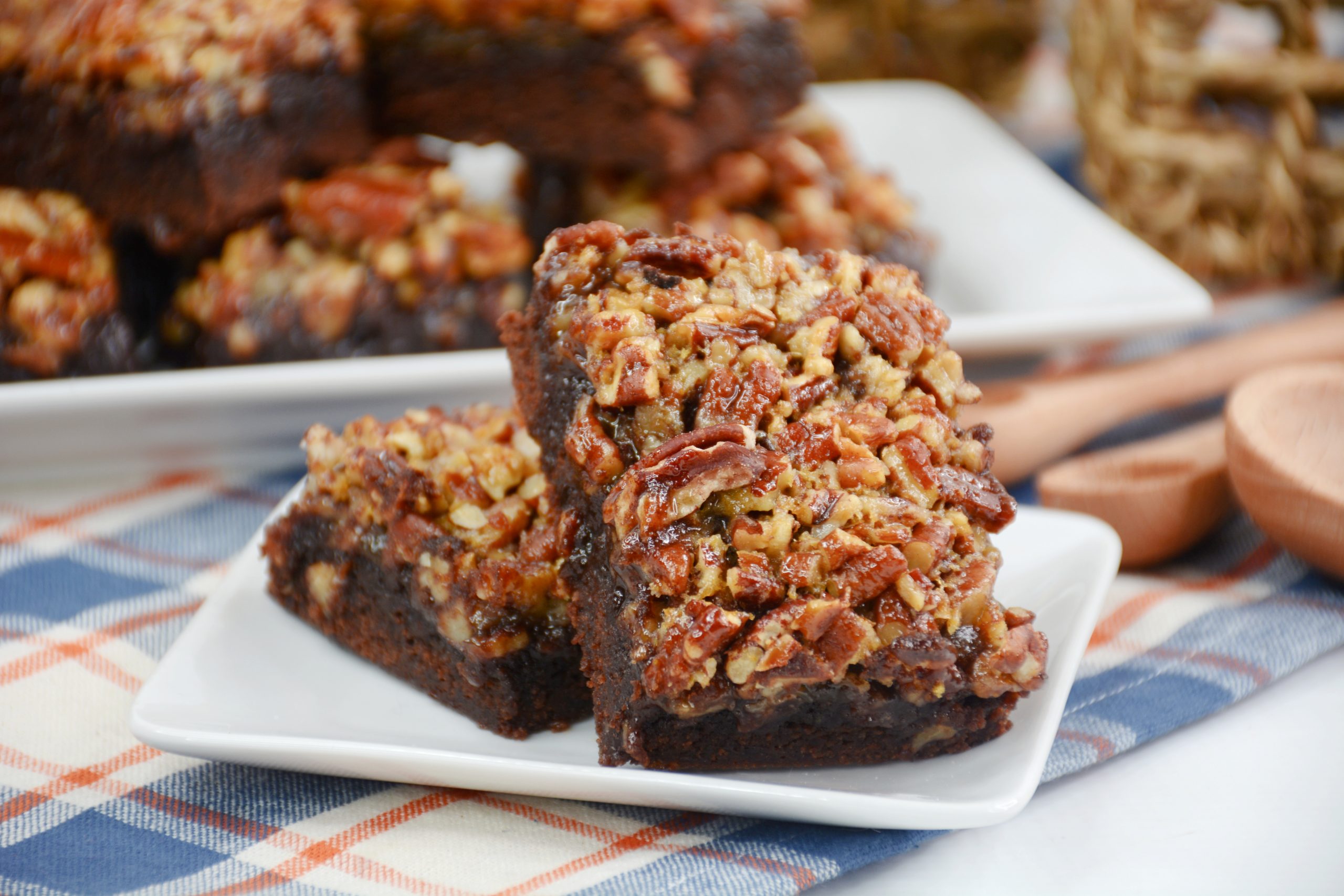 Easy Pecan Pie Brownies Recipe